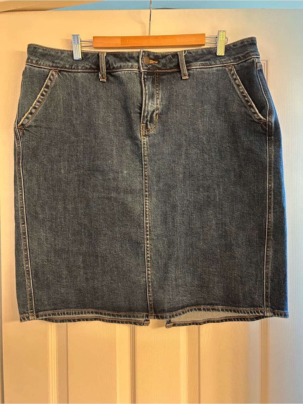 Old Navy Dark Blue Denim Pencil Skirt